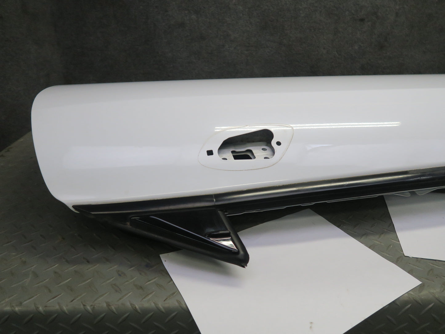 15-25 Lexus GSC16L RC350 RC300 Right Passenger Door Shell Panel White OEM