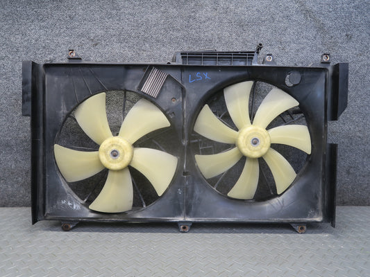01-06 Lexus UCF30L LS430 Engine Radiator Cooling Motor Fan Shroud w Module OEM