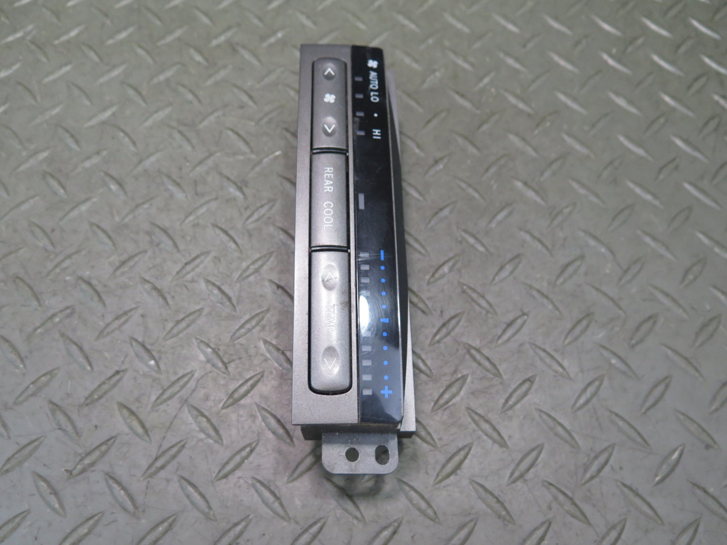 2006-2009 Lexus UZJ120L GX470 Rear Temp A/C Heater Climate Control Switch