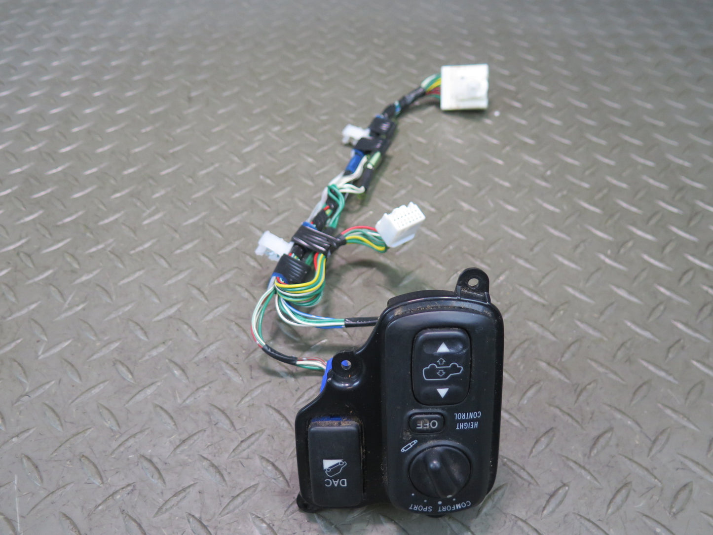 2003-2009 Lexus UZJ120L GX470 Suspension Height DAC Control Switch w Wiring