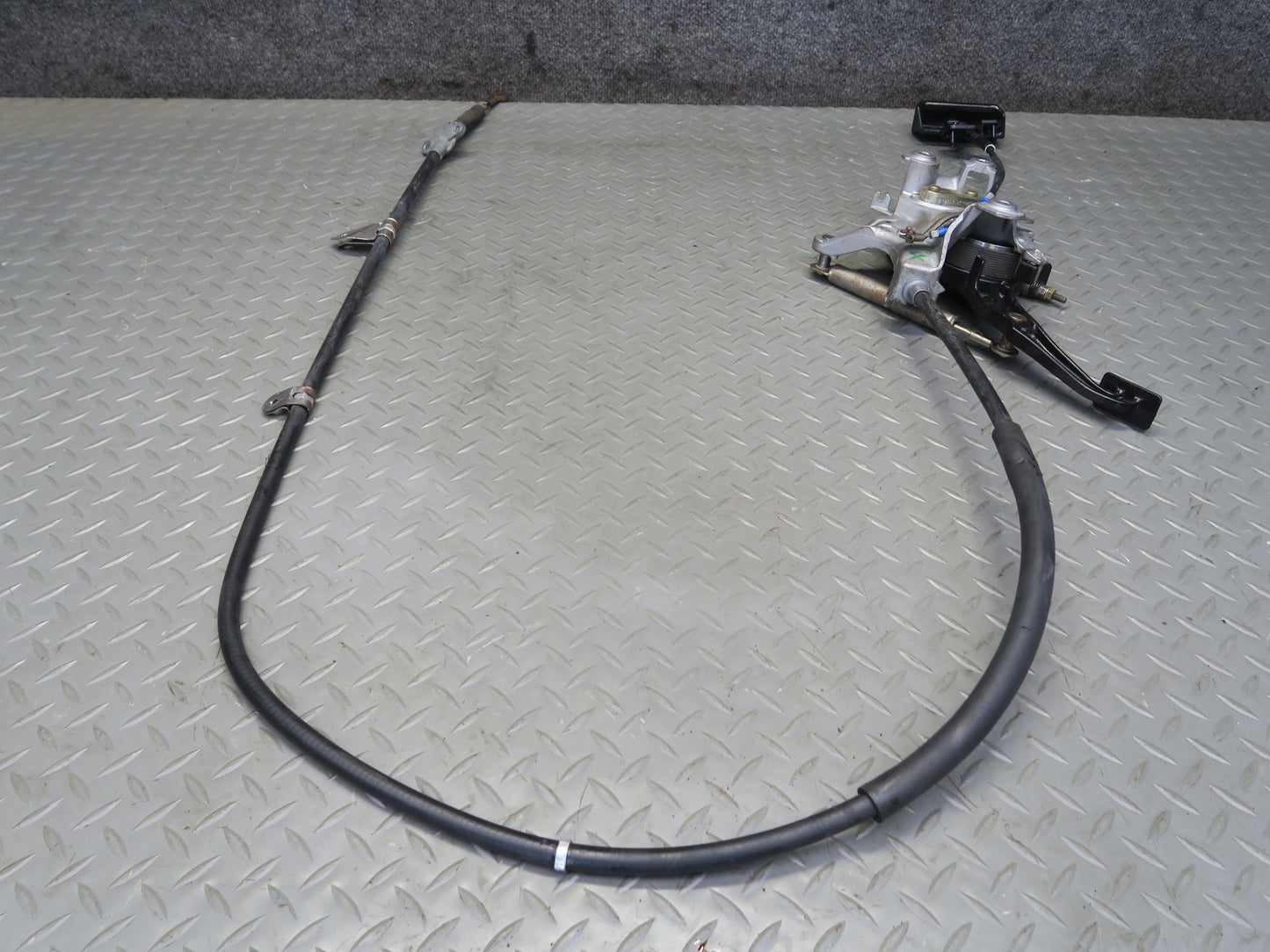 01-06 Lexus LS430 Emergency Parking Brake Pedal w Release Handle & Cable OEM