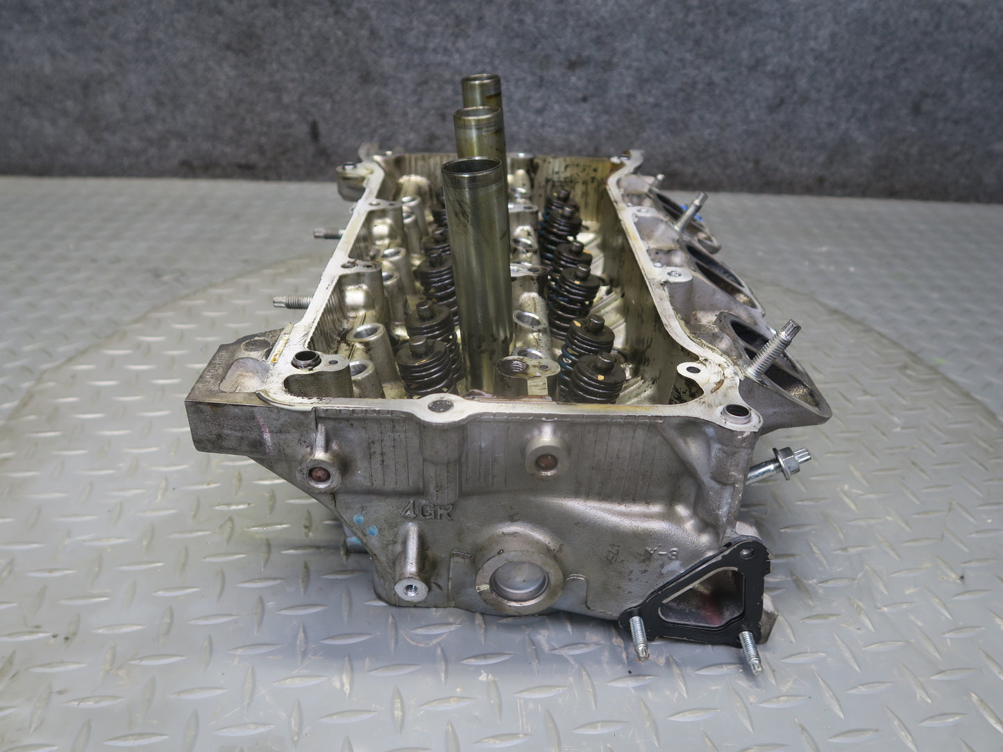 06-13 Lexus IS250 GSE20L 2.5L 4GRFSE Left Engine Cylinder Head OEM