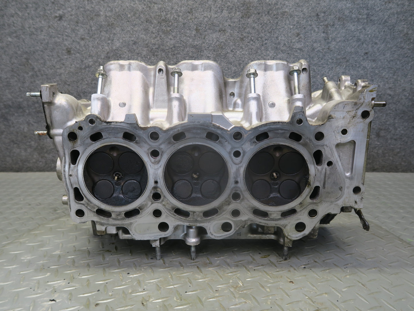 06-13 Lexus IS250 GSE20L 2.5L 4GRFSE Left Engine Cylinder Head OEM
