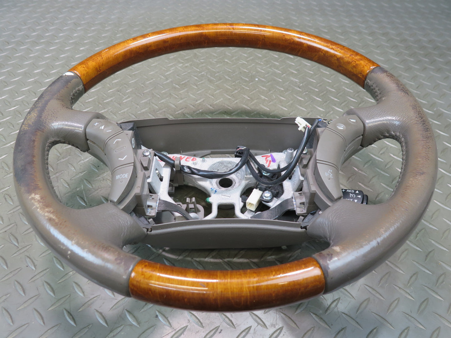 2003-2009 Lexus UZJ120L GX470 Leather Wood Steering w Controls & Cruise