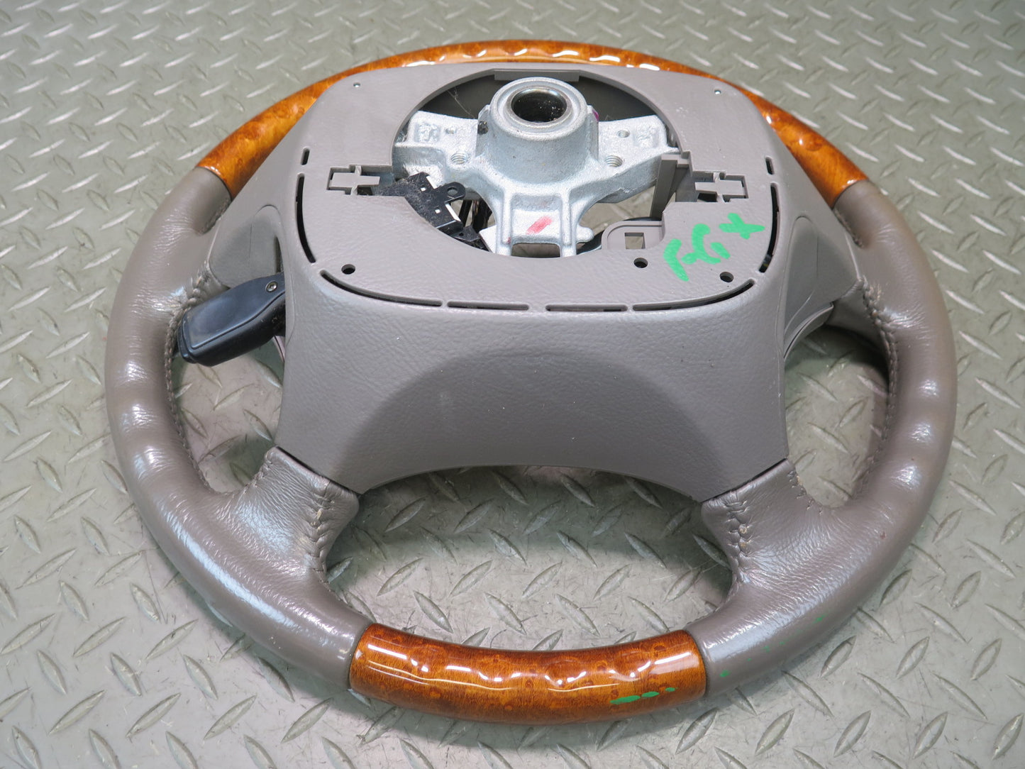 2003-2009 Lexus UZJ120L GX470 Leather Wood Steering w Controls & Cruise