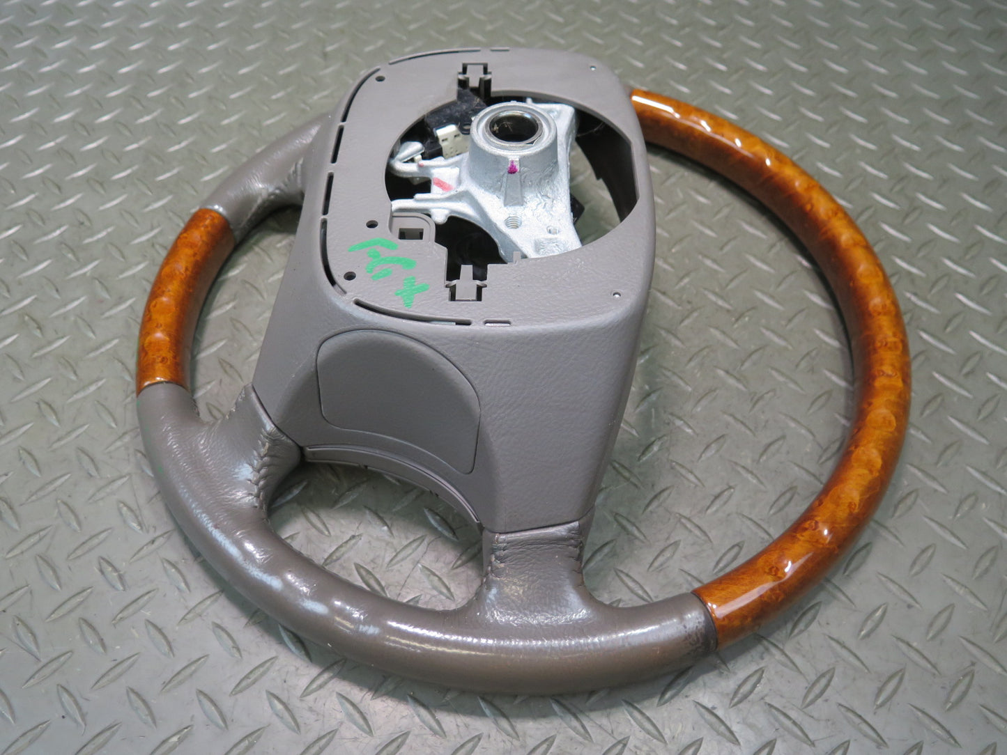 2003-2009 Lexus UZJ120L GX470 Leather Wood Steering w Controls & Cruise