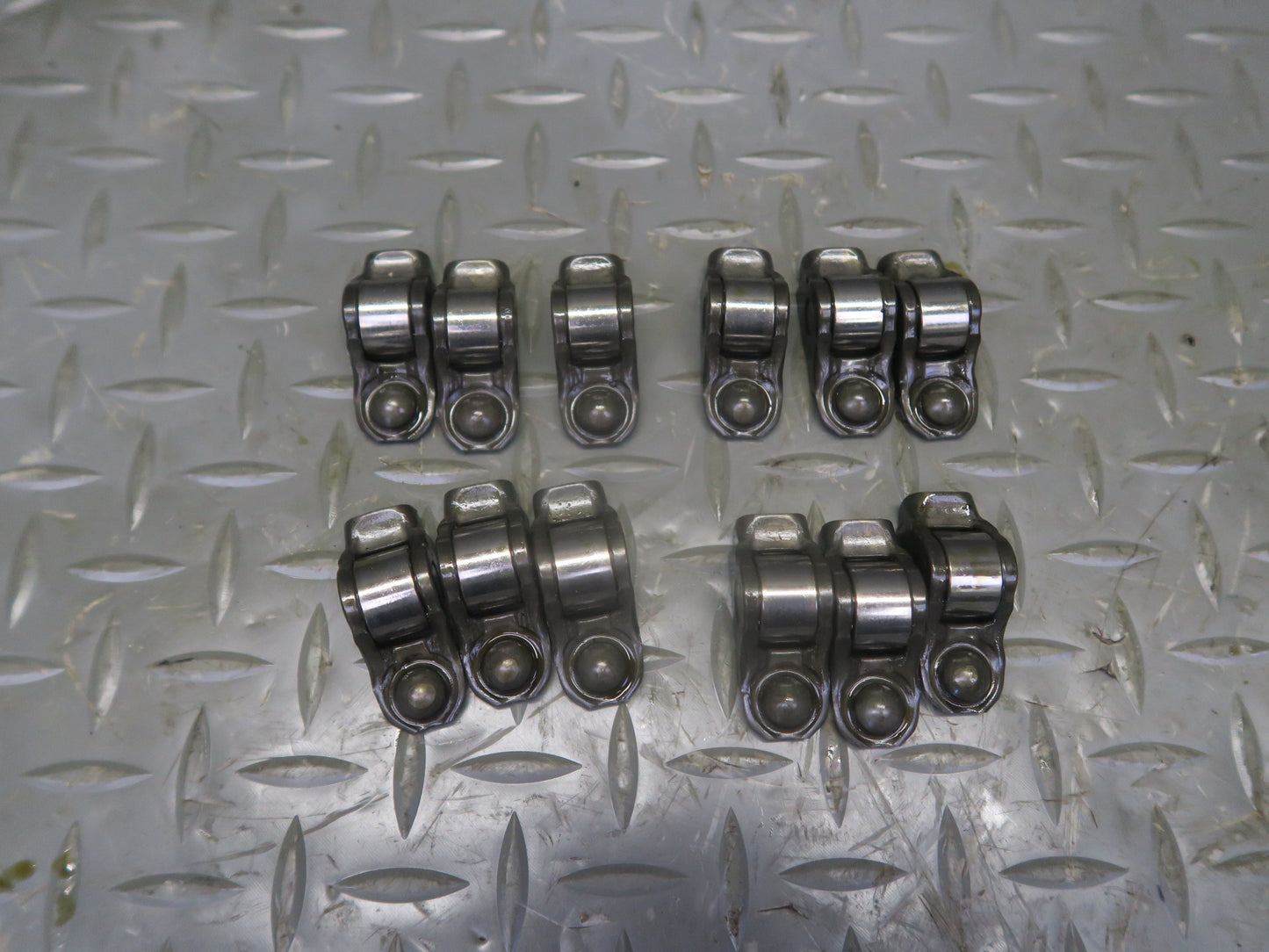 06-13 Lexus IS250 4GRFSE Right Engine Exhaust Intake Camshaft Rocker Arm Set OEM