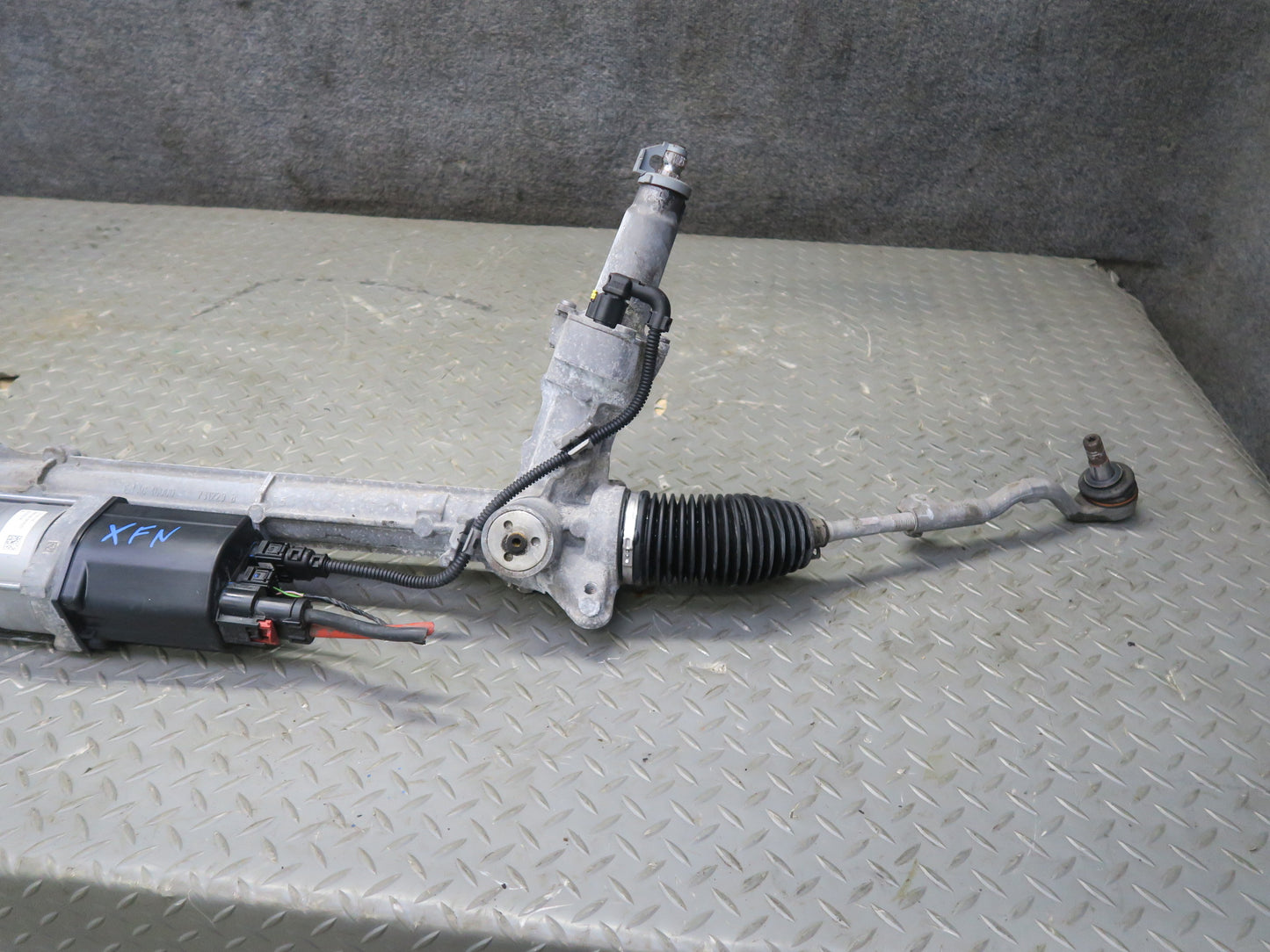 2014-2018 BMW F15 X5 Electric Power Steering Rack & Pinion 6881441 93K Miles