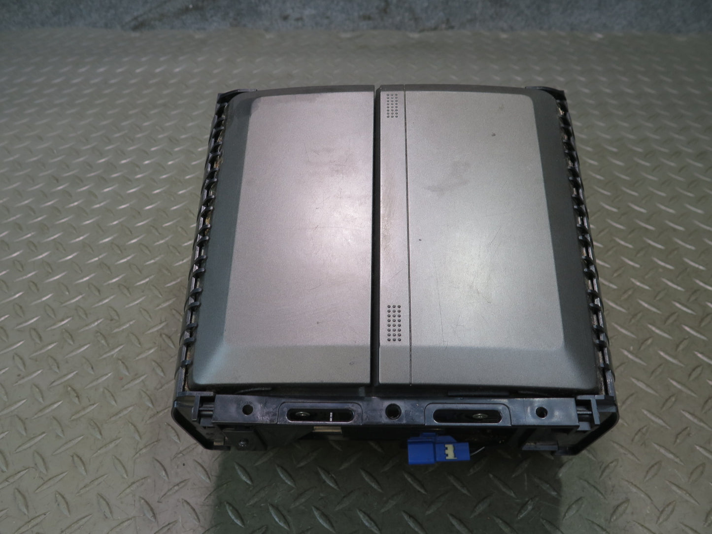 2003-2006 Lexus UZJ120L GX470 Center Console Compartment Storage 58910-60050