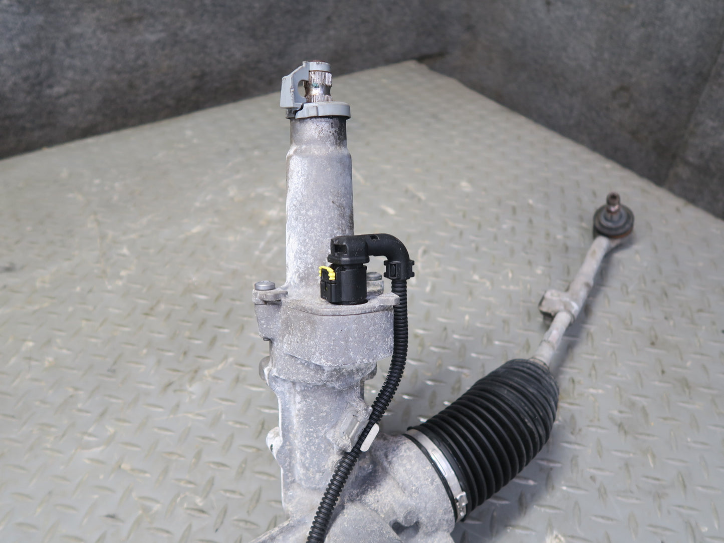 2014-2018 BMW F15 X5 Electric Power Steering Rack & Pinion 6881441 93K Miles