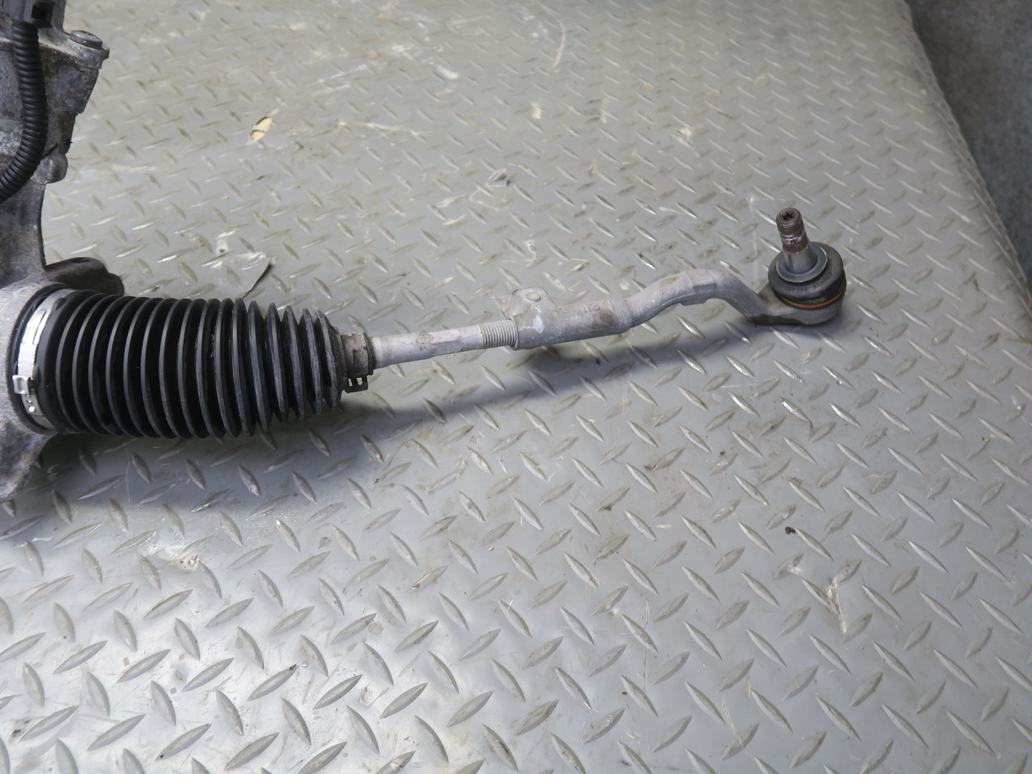 2014-2018 BMW F15 X5 Electric Power Steering Rack & Pinion 6881441 93K Miles