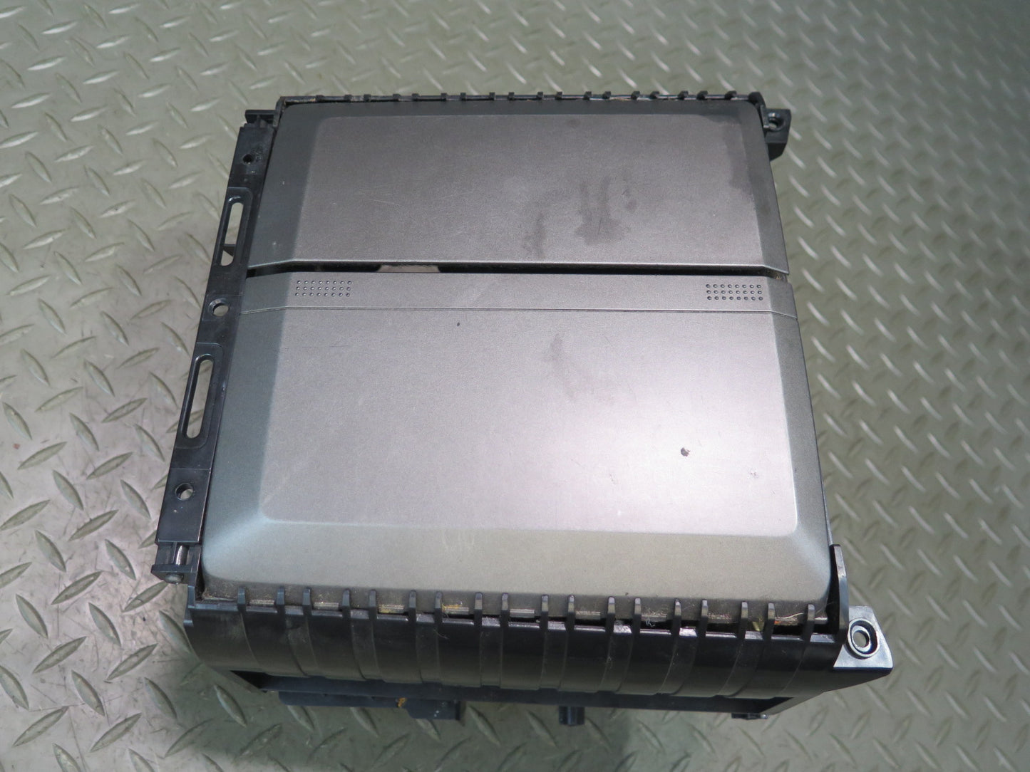 2003-2006 Lexus UZJ120L GX470 Center Console Compartment Storage 58910-60050