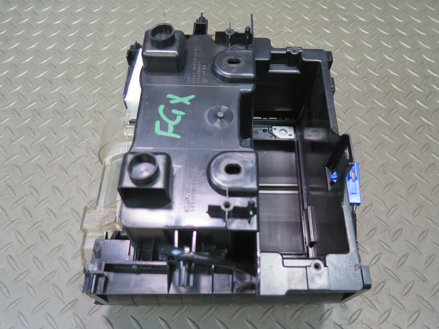 2003-2006 Lexus UZJ120L GX470 Center Console Compartment Storage 58910-60050