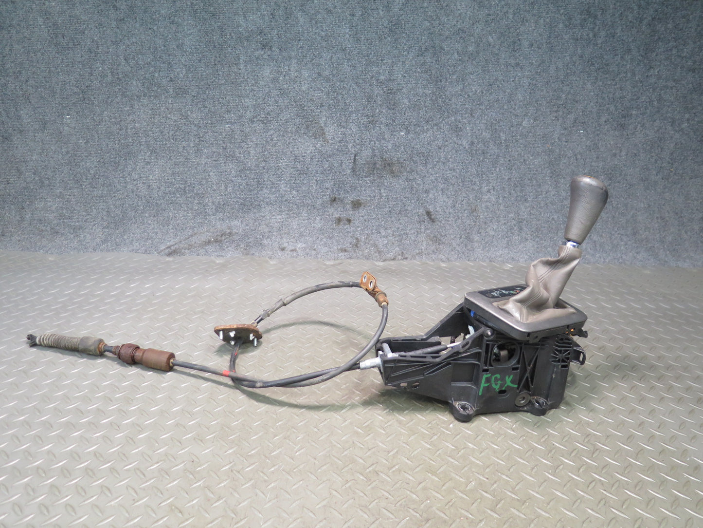 2003-2009 Lexus UZJ120L GX470 A/T Automatic Transmission Shifter Cable Assembly