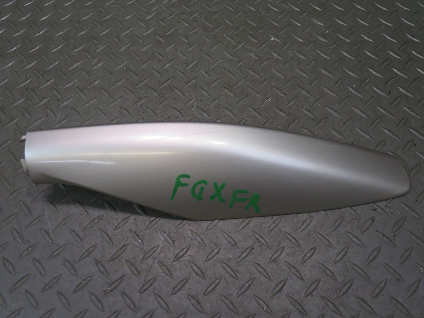 2003-2009 Lexus UZJ120L GX470 Front Right Roof Rack END Cap Trim Cover