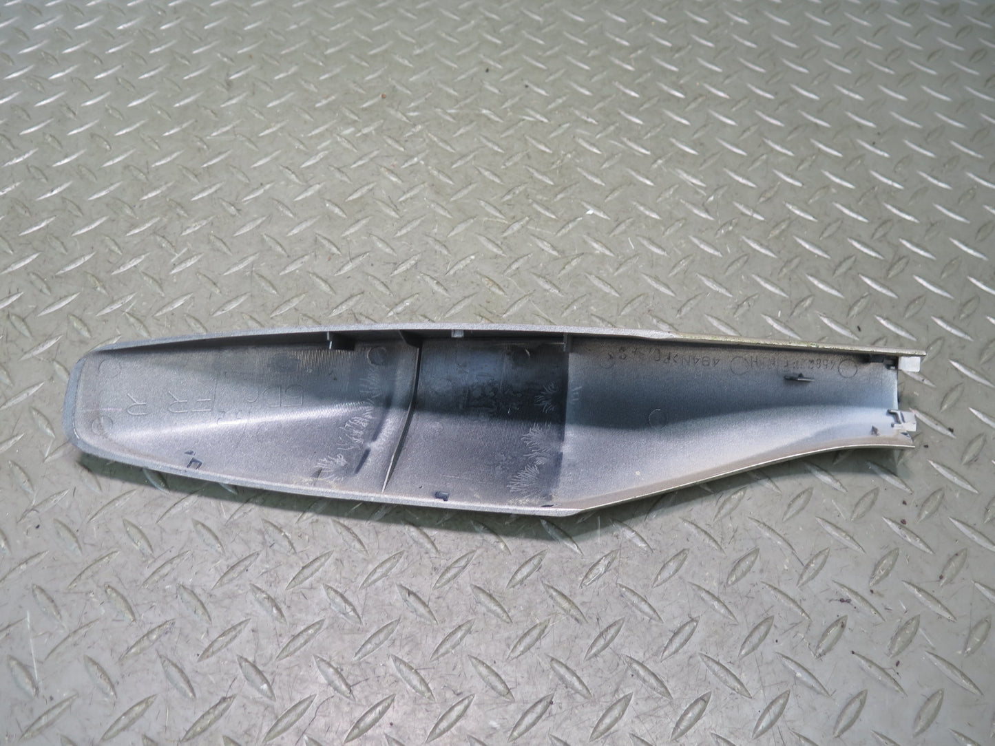 2003-2009 Lexus UZJ120L GX470 Front Right Roof Rack END Cap Trim Cover
