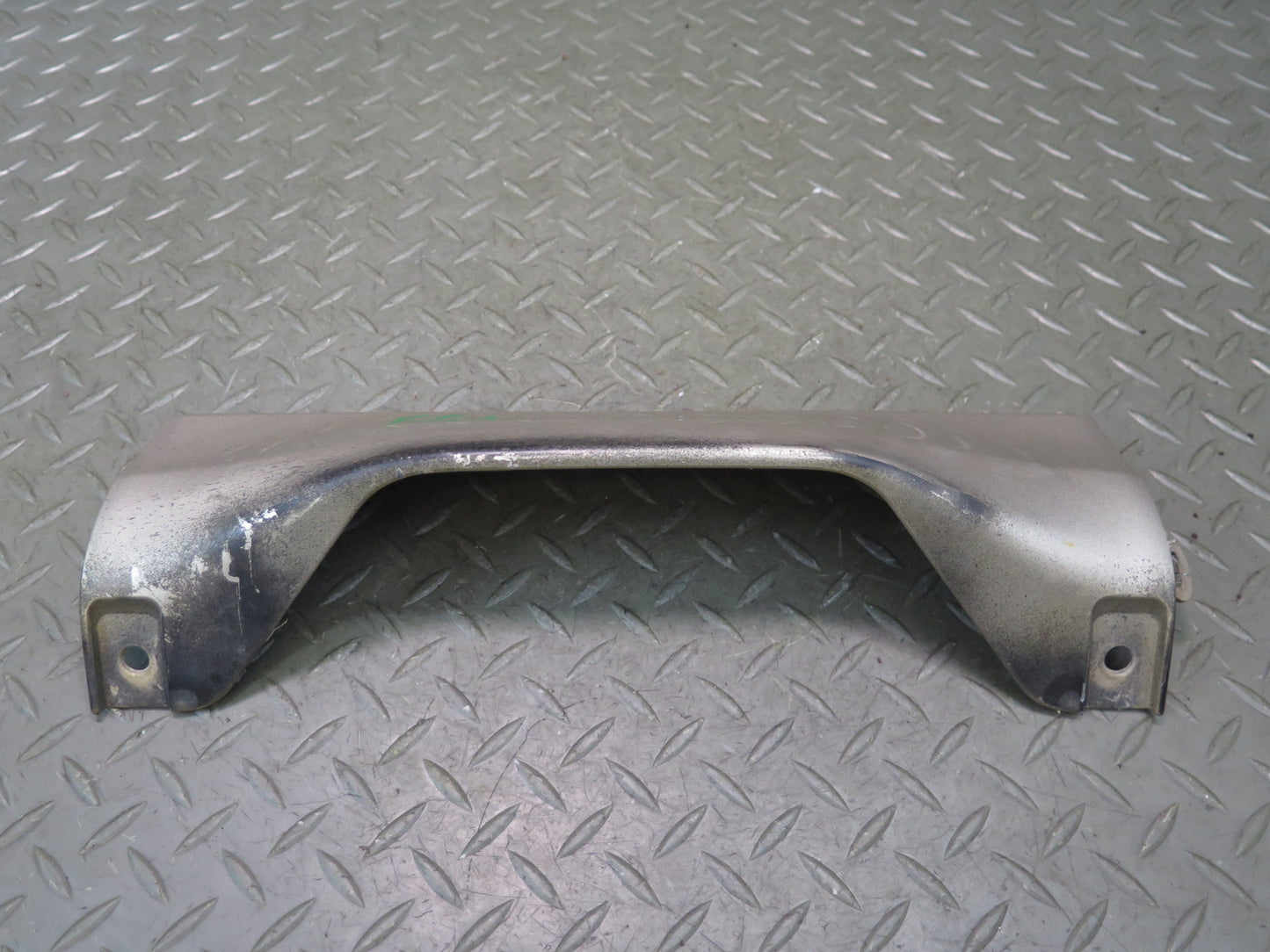 2003-2009 Lexus UZJ120L GX470 Rear Bumper Lower Center Trim Molding Cover