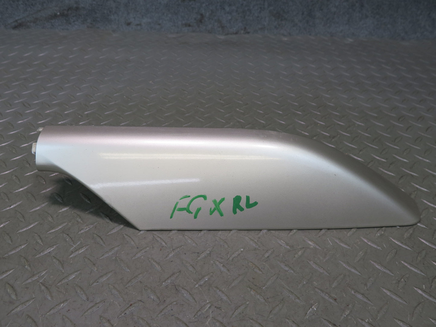 2003-2009 Lexus UZJ120L GX470 Rear Left Roof Rack END Cap Trim Cover