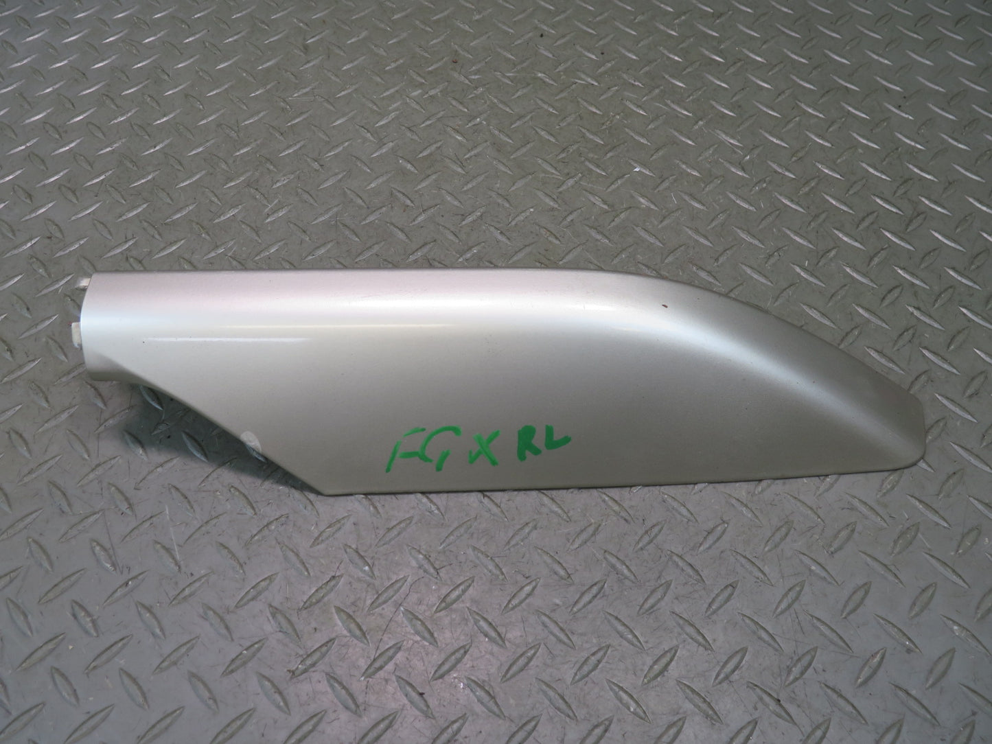 2003-2009 Lexus UZJ120L GX470 Rear Left Roof Rack END Cap Trim Cover
