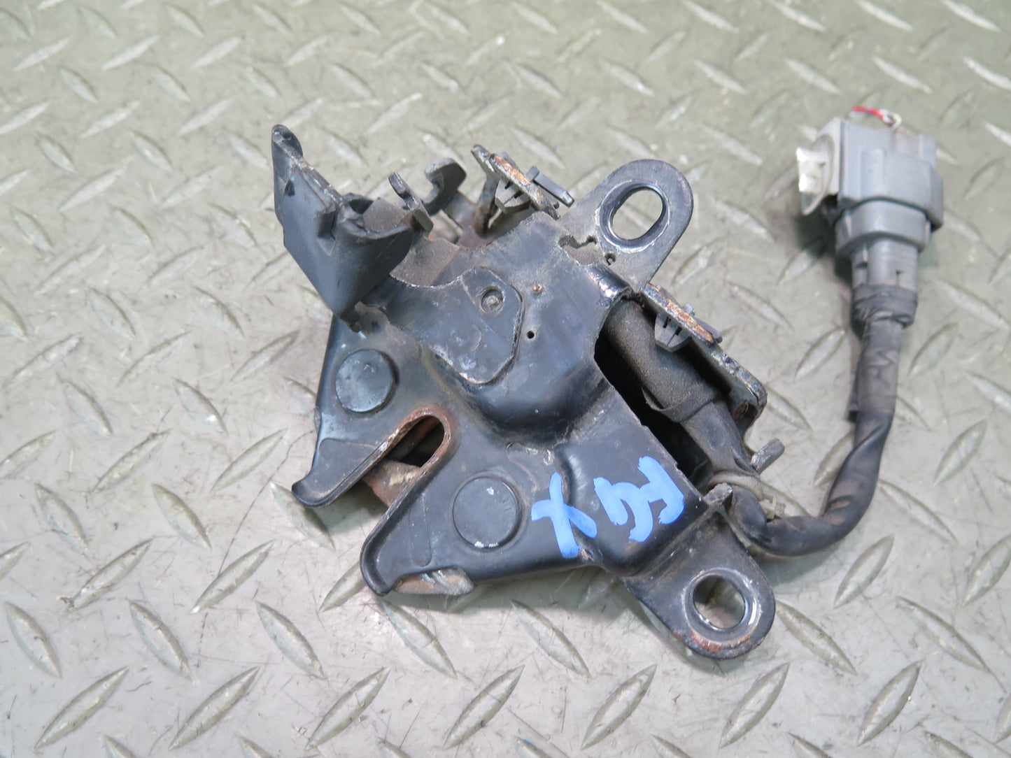 2006-2009 Lexus GX470 Front Hood Lock Latch