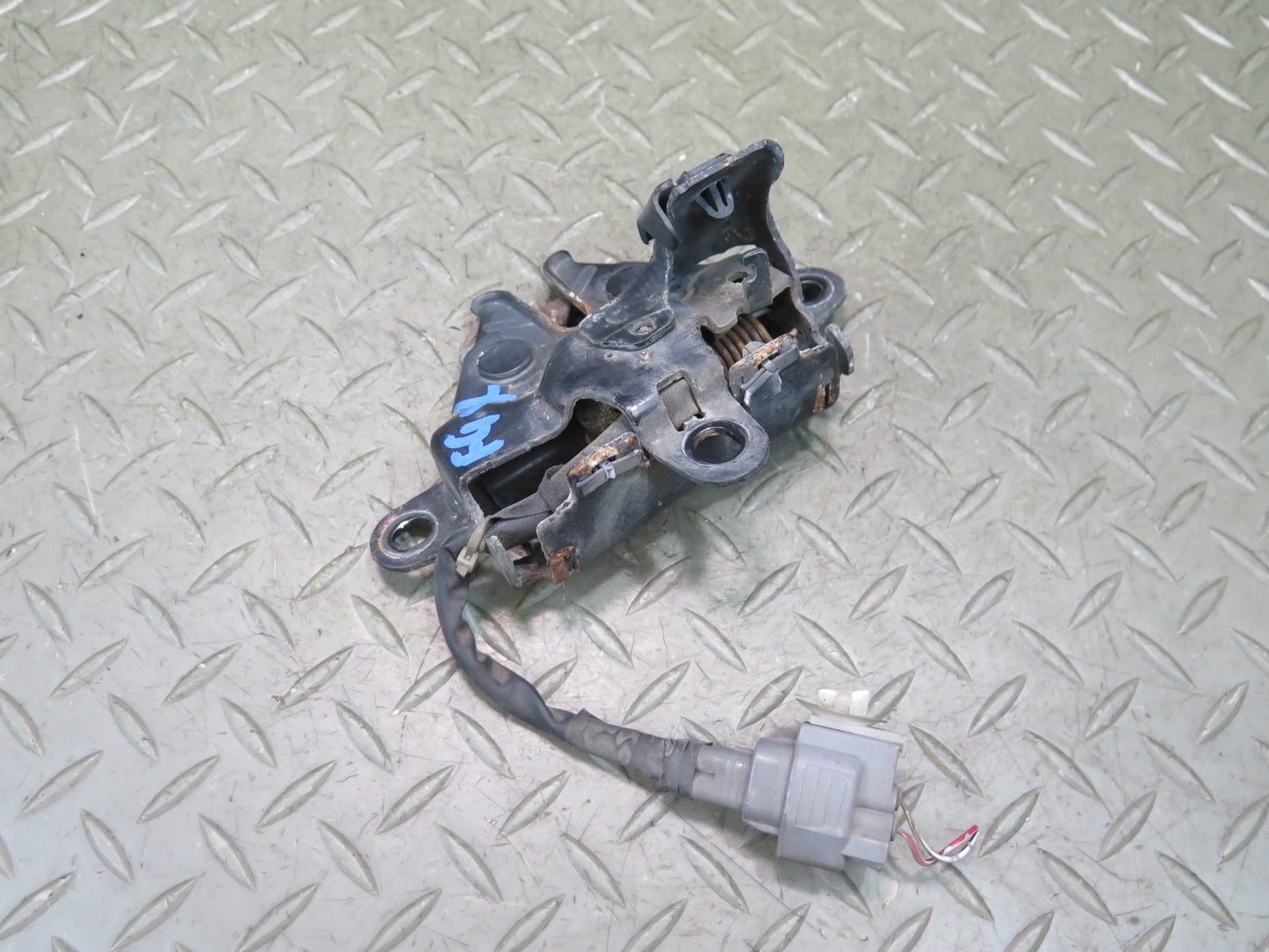 2006-2009 Lexus GX470 Front Hood Lock Latch