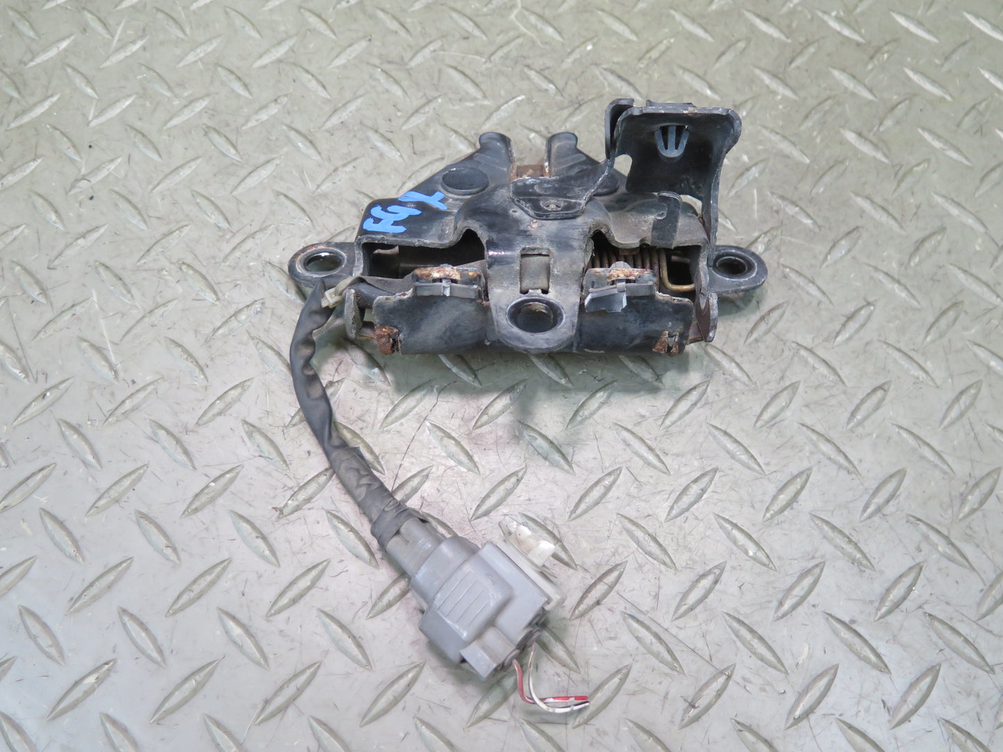 2006-2009 Lexus GX470 Front Hood Lock Latch