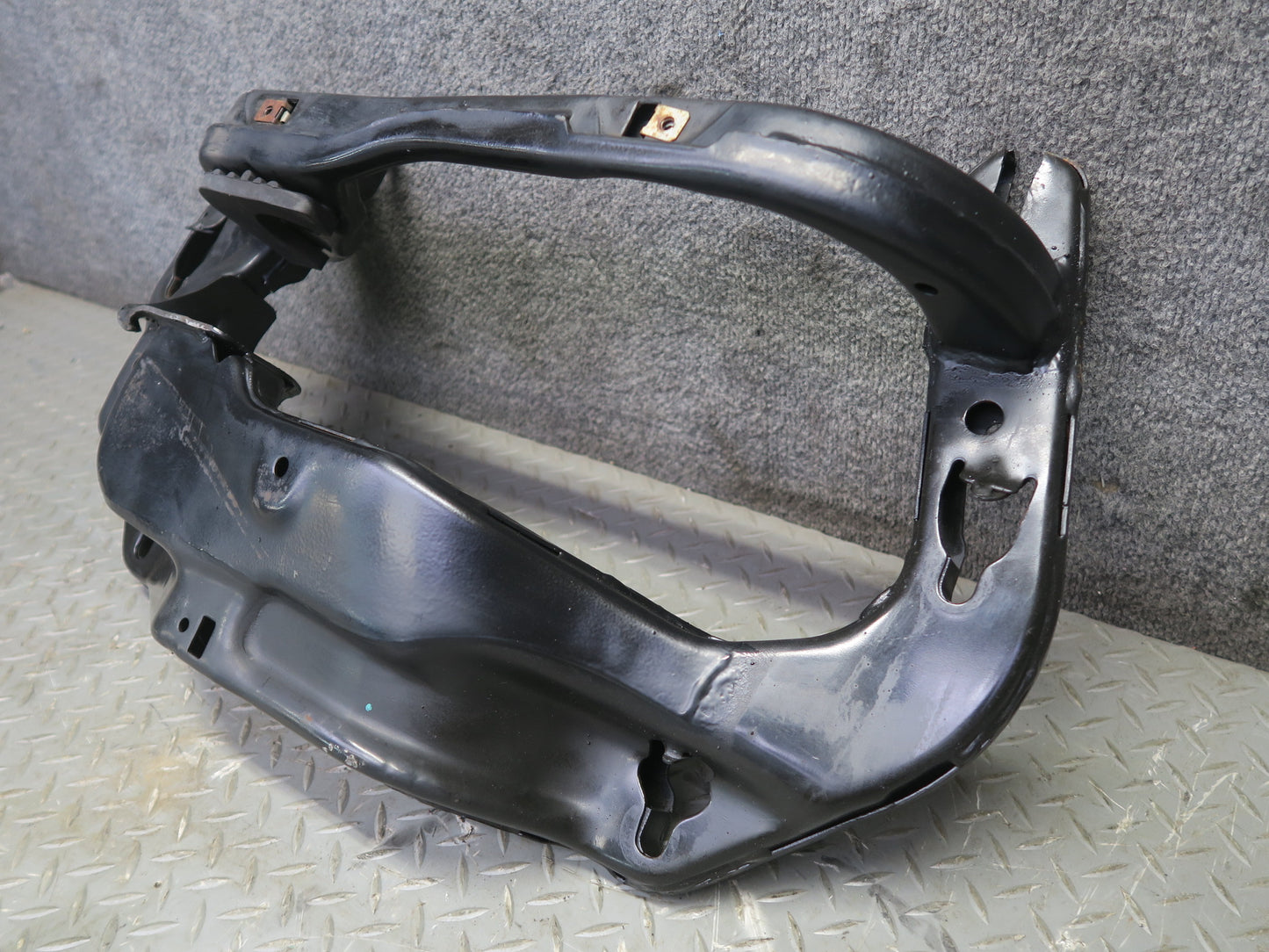 2014-2018 BMW F15 X5 AWD Automatic Transmission Crossmember Support Bracket