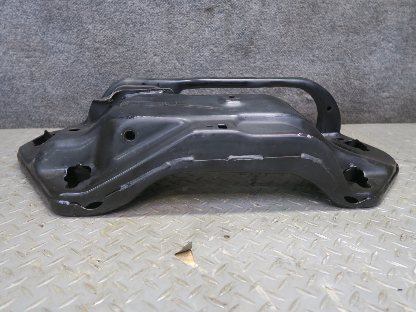 2014-2018 BMW F15 X5 AWD Automatic Transmission Crossmember Support Bracket
