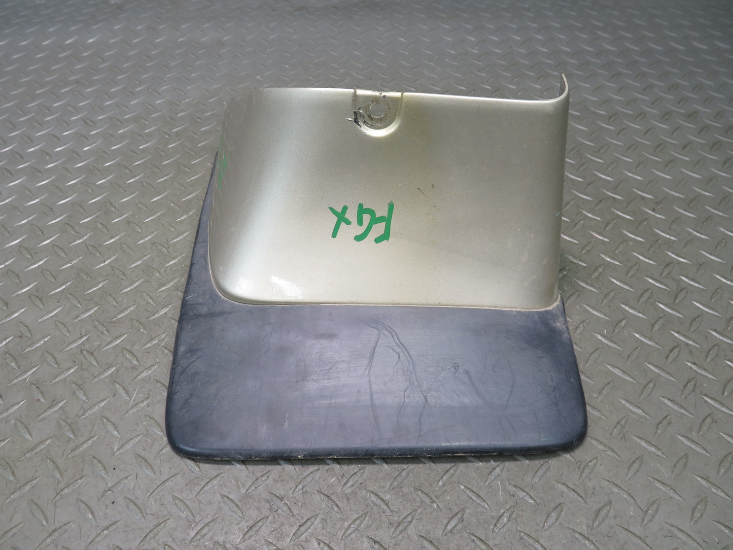 2003-2009 Lexus UZJ120L GX470 Rear Left MUD Flap  Splash Guard 76626-60190