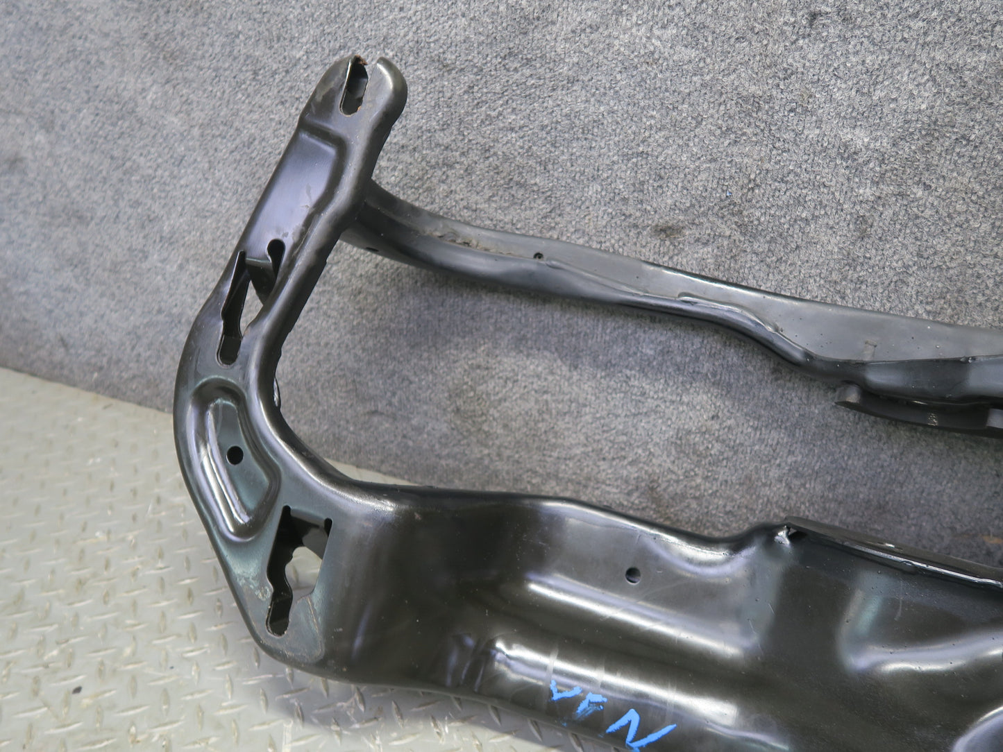 2014-2018 BMW F15 X5 AWD Automatic Transmission Crossmember Support Bracket