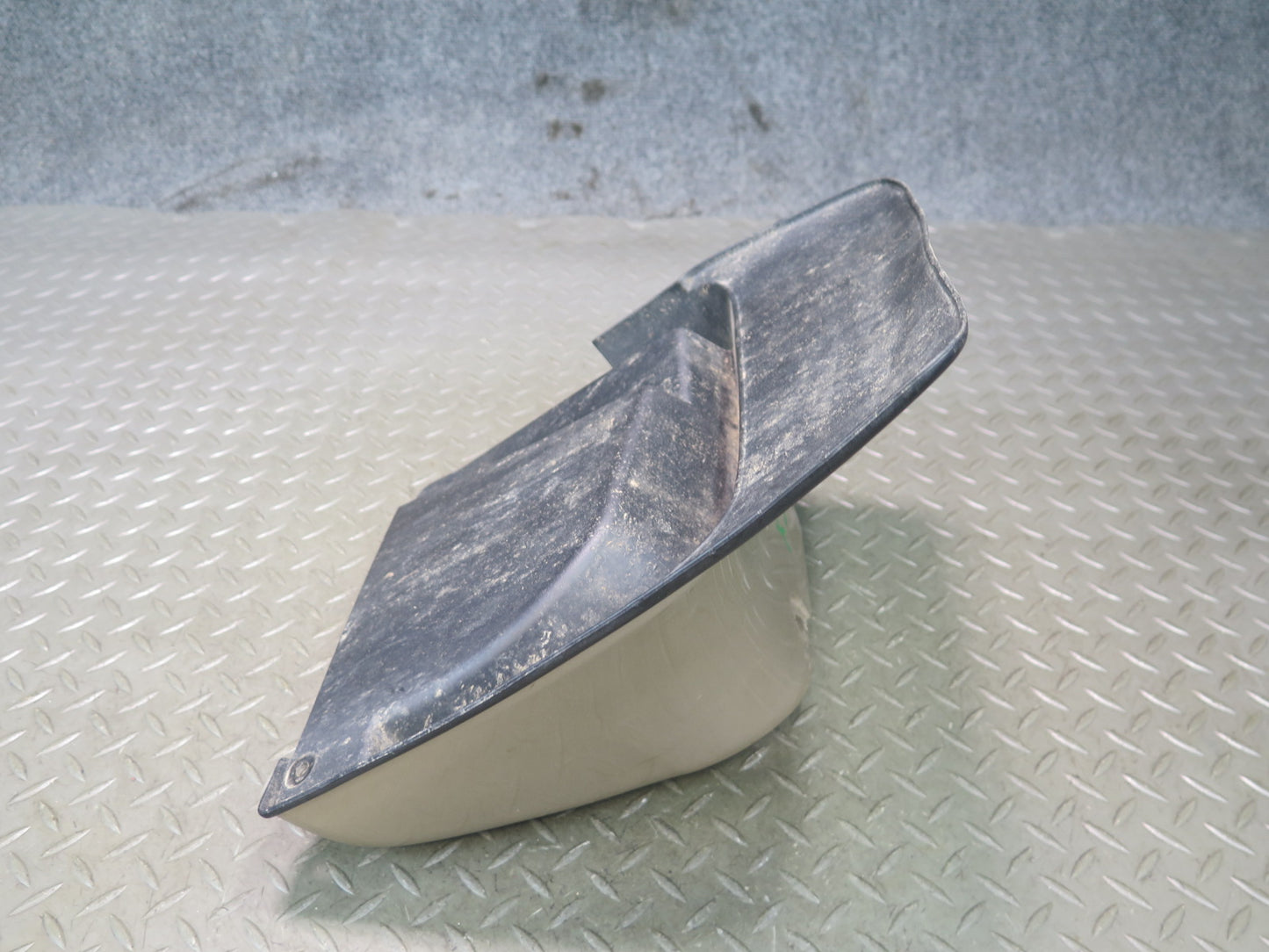 2003-2009 Lexus UZJ120L GX470 Rear Right MUD Flap Splash Guard 76625-60190