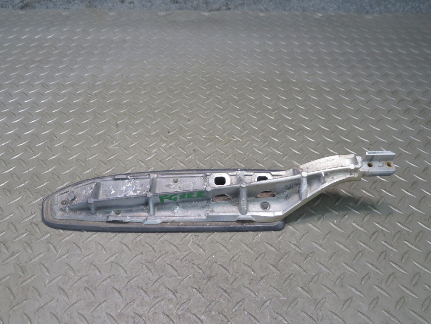 2003-2009 Lexus UZJ120L GX470 Rear Right Roof Rack Rail Mount Carrier Support