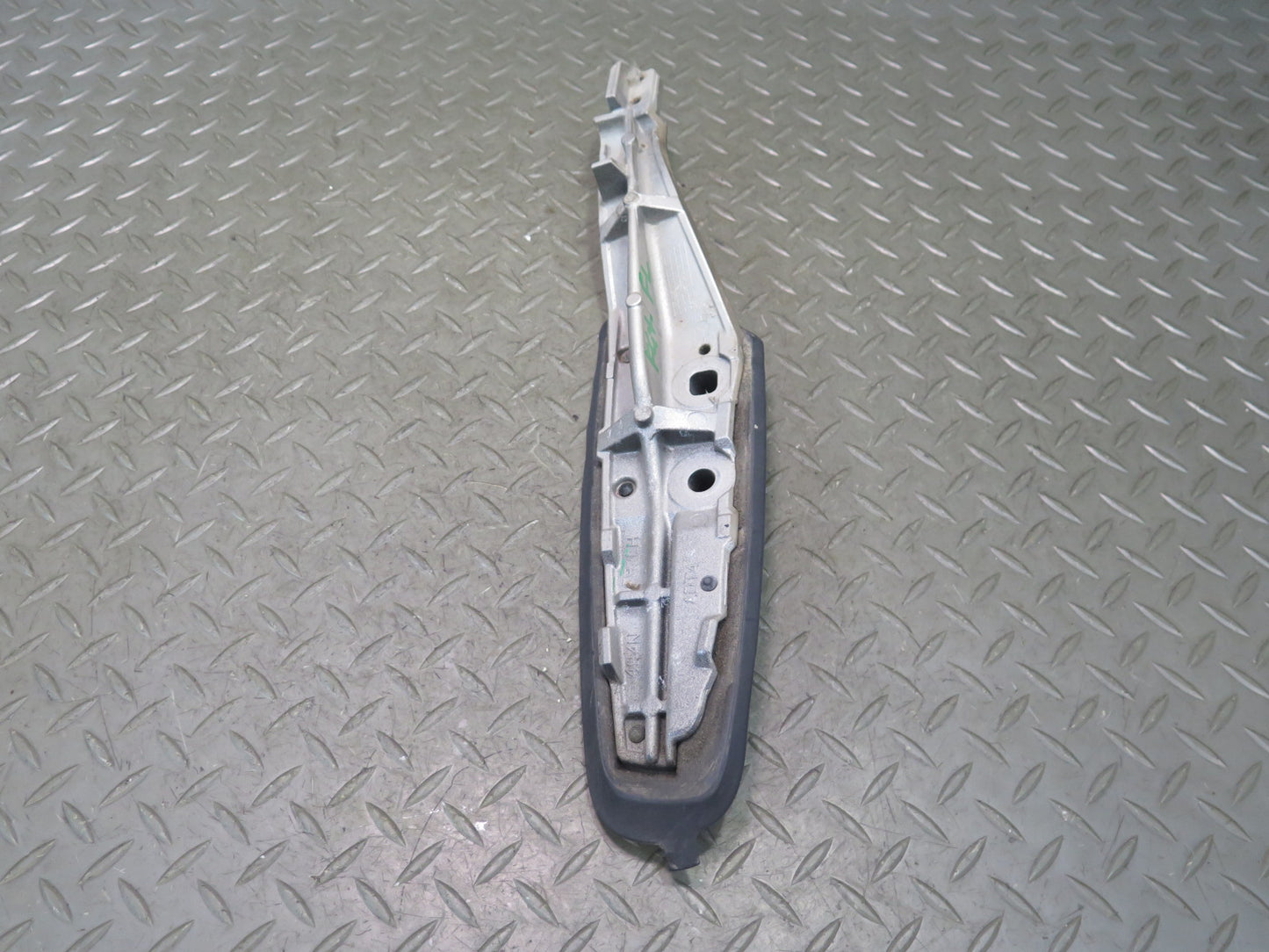 2003-2009 Lexus UZJ120L GX470 Front Left Roof Rack Rail Mount Carrier Support