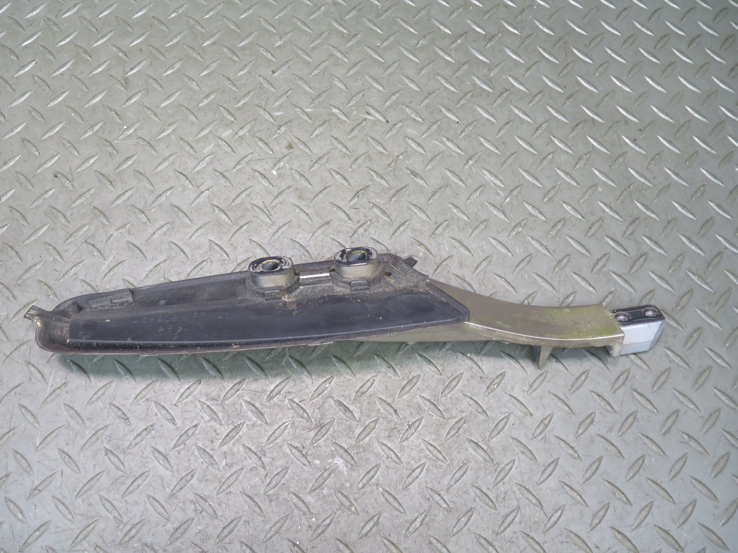 2003-2009 Lexus UZJ120L GX470 Front Left Roof Rack Rail Mount Carrier Support