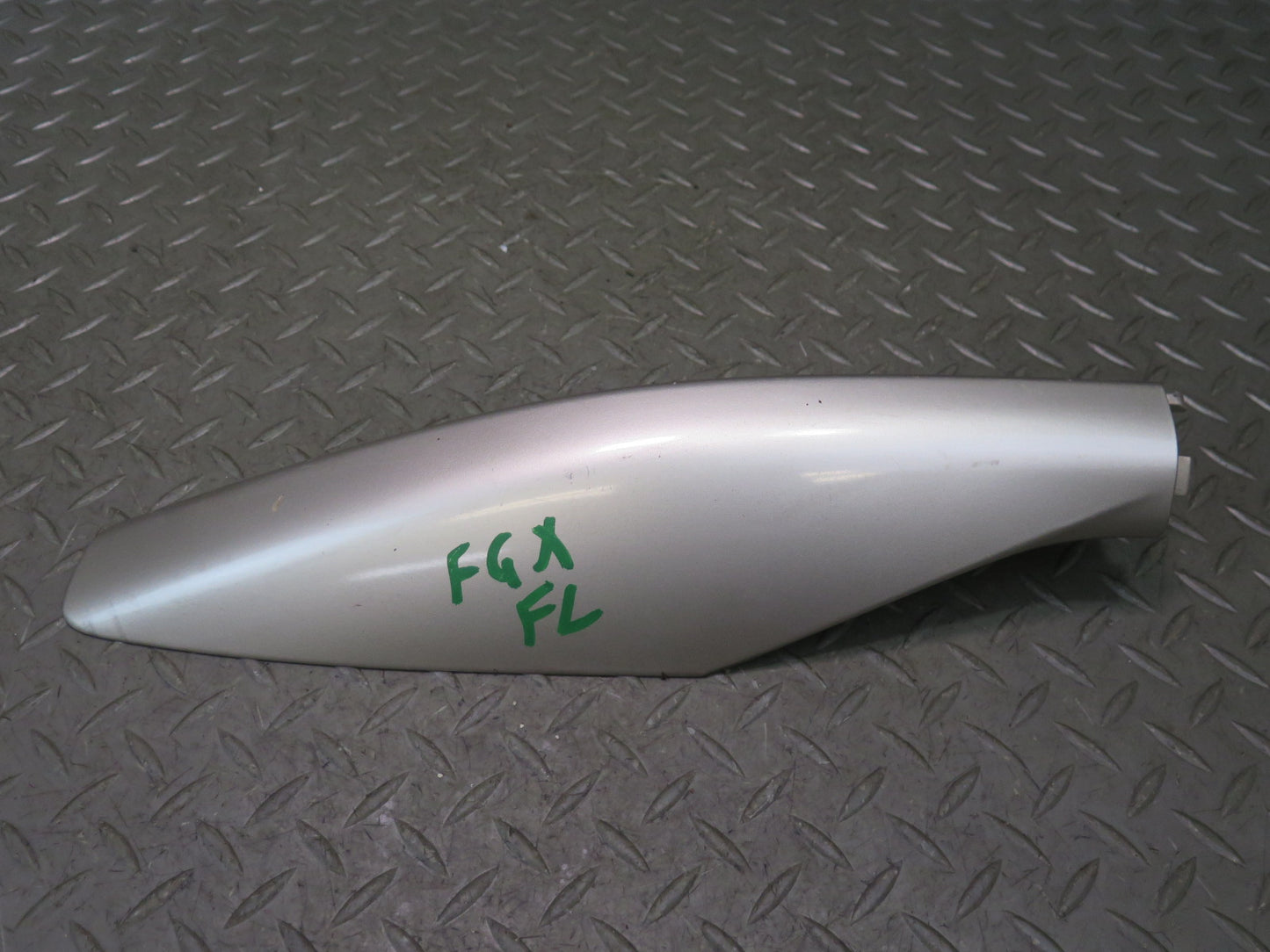 2003-2009 Lexus UZJ120L GX470 Front Left Roof Rack END Cap Trim Cover