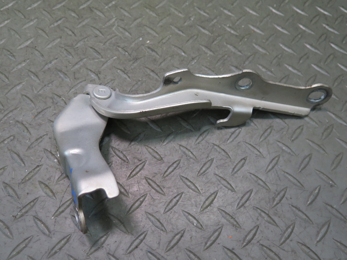 2003-2009 Lexus UZJ120L GX470 Front Left & Right Hood Hinge Set of 2