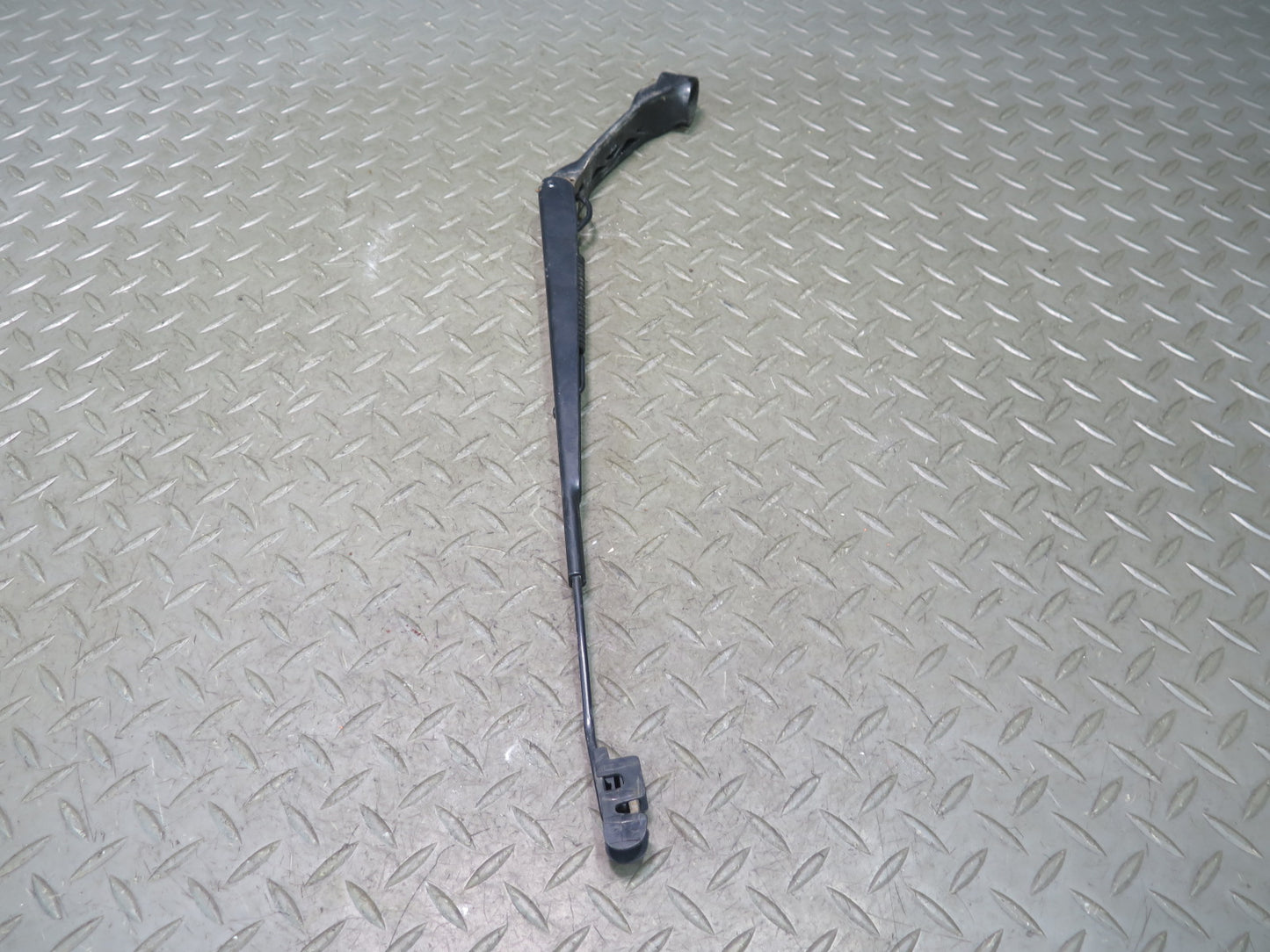 2003-2009 Lexus UZJ120L GX470 Front Left & Right Wiper Arm Set of 2