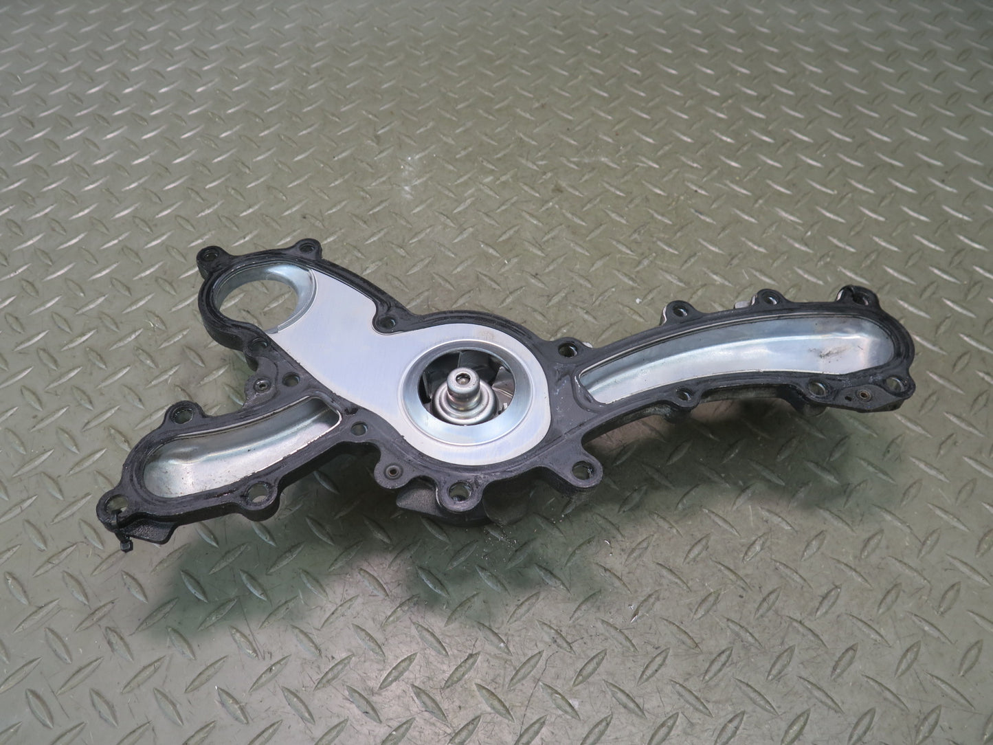 06-13 Lexus GSE20L IS250 2.5L 4GRFSE Engine Motor Water Pump OEM