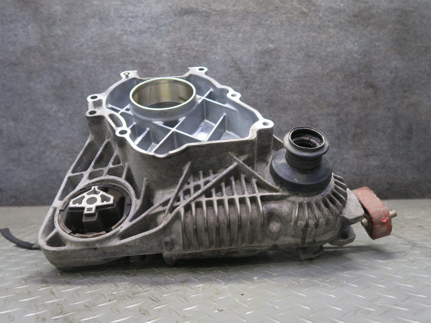 2014-2018 BMW F15 F16 X5 X6 50IX N63 AWD ATC45L Transfer Case w Motor 93K Miles