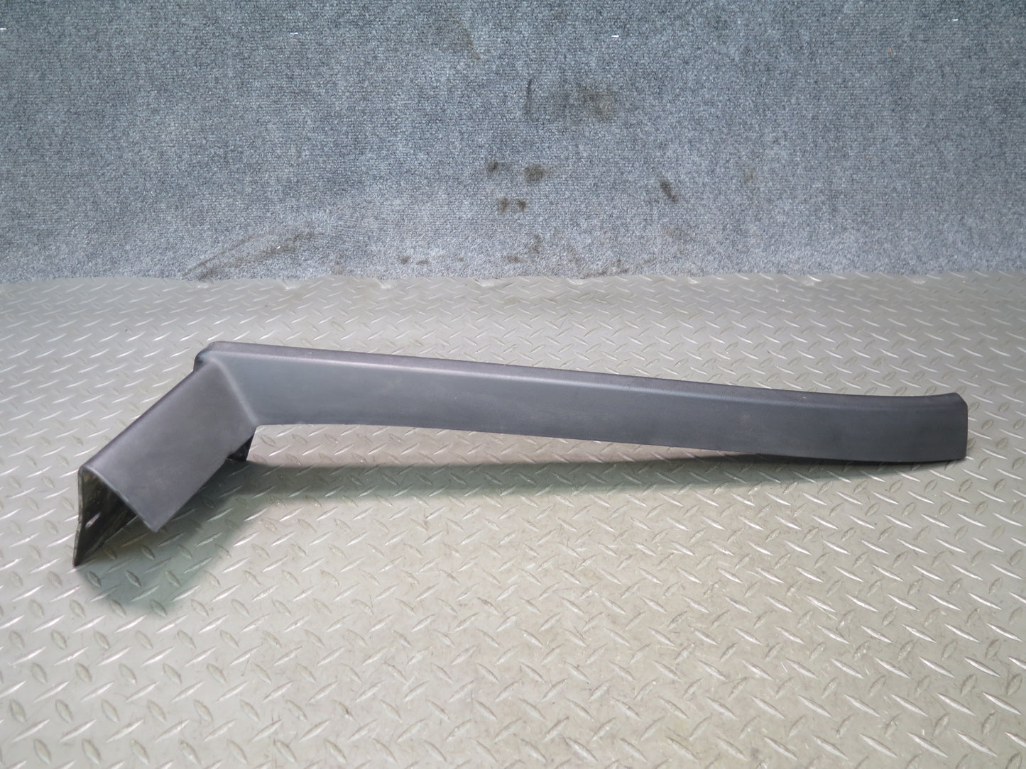 2003-2009 Hummer H2 Front Left Fender Flare Wheel Arch Molding 15132309