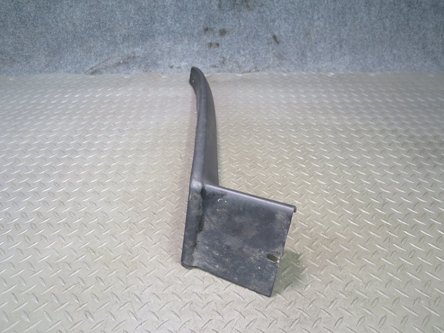 2003-2009 Hummer H2 Front Left Fender Flare Wheel Arch Molding 15132309