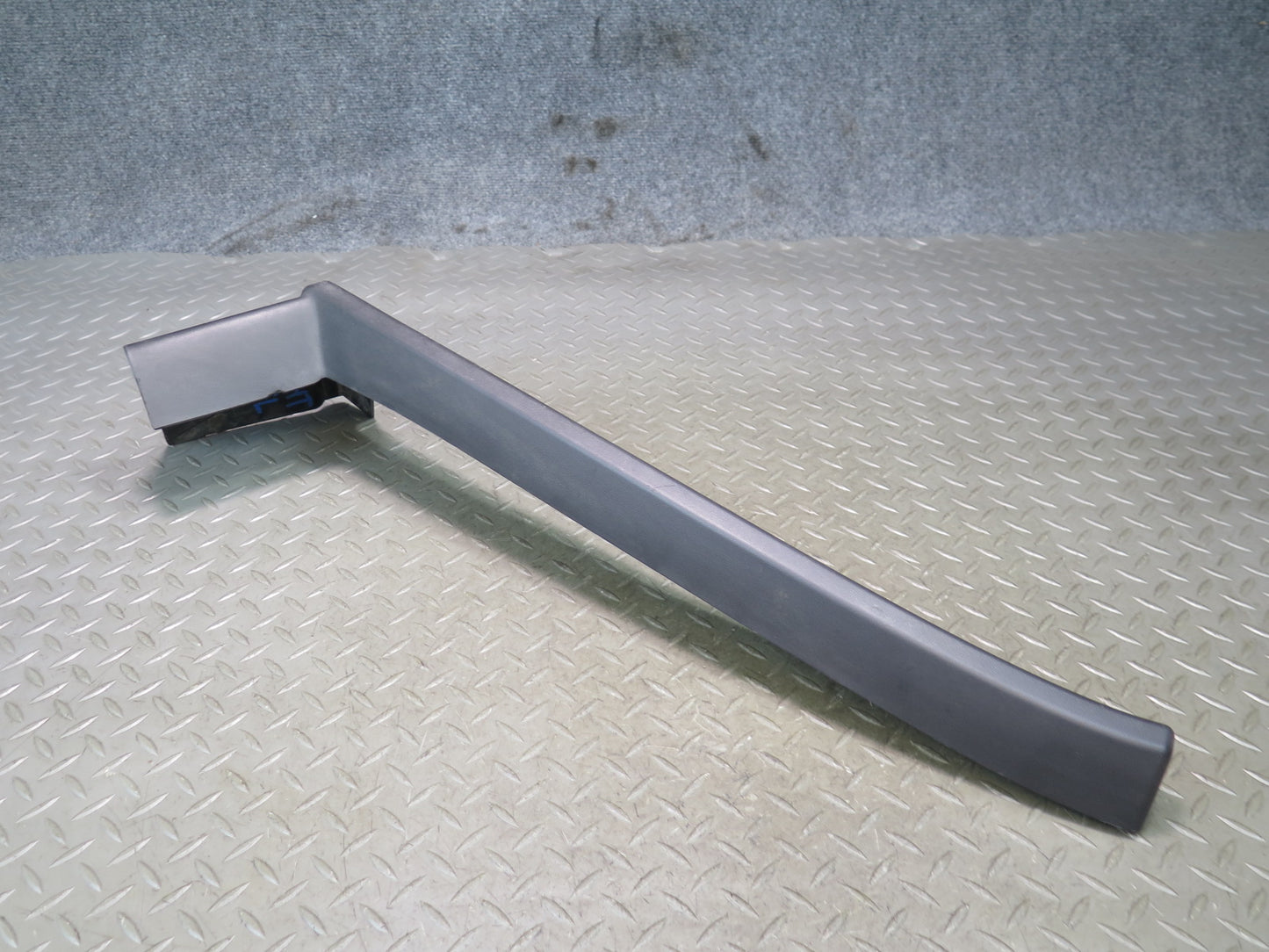 2003-2009 Hummer H2 Front Left Fender Flare Wheel Arch Molding 15132309