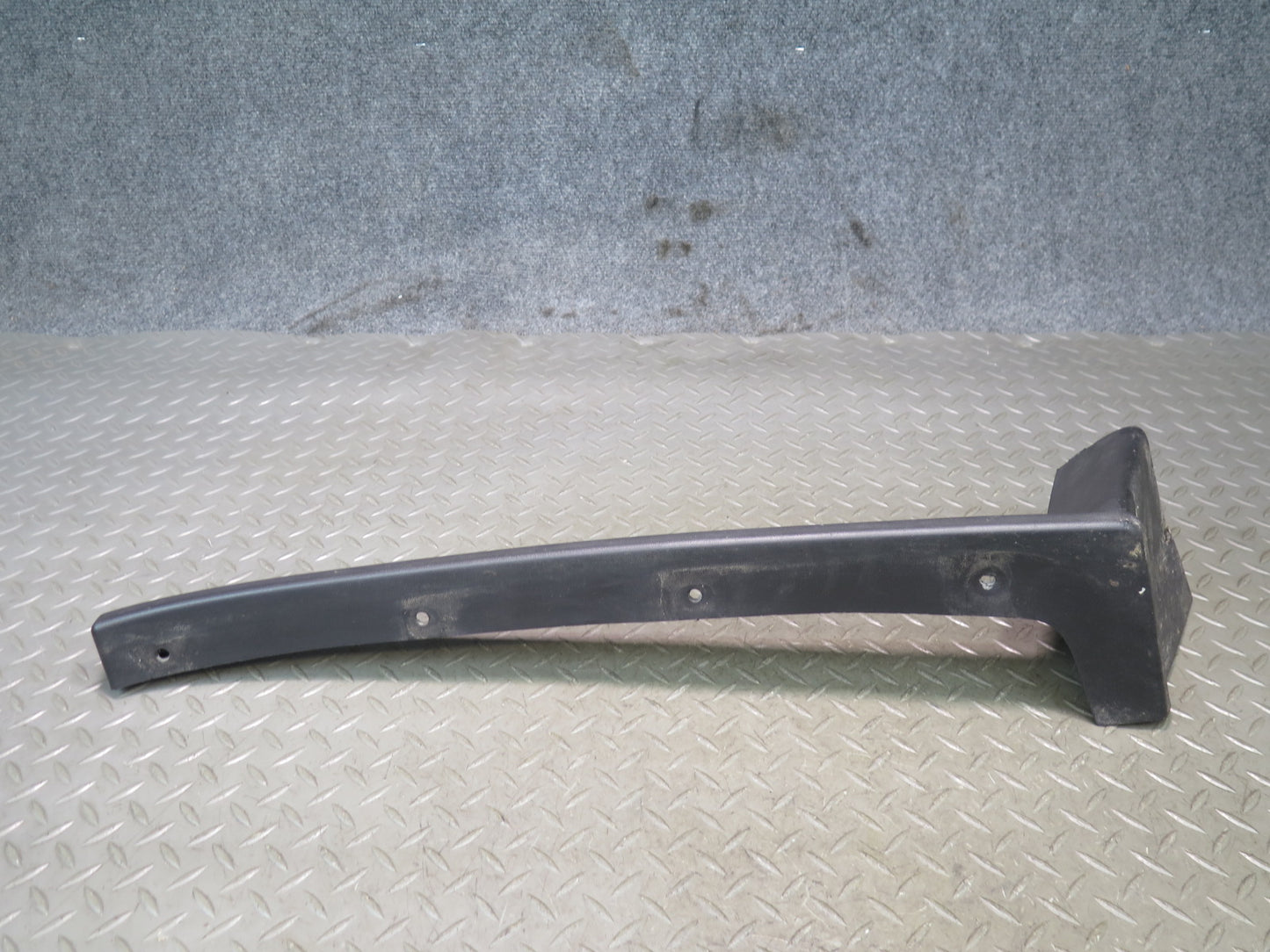 2003-2009 Hummer H2 Front Left Fender Flare Wheel Arch Molding 15132309