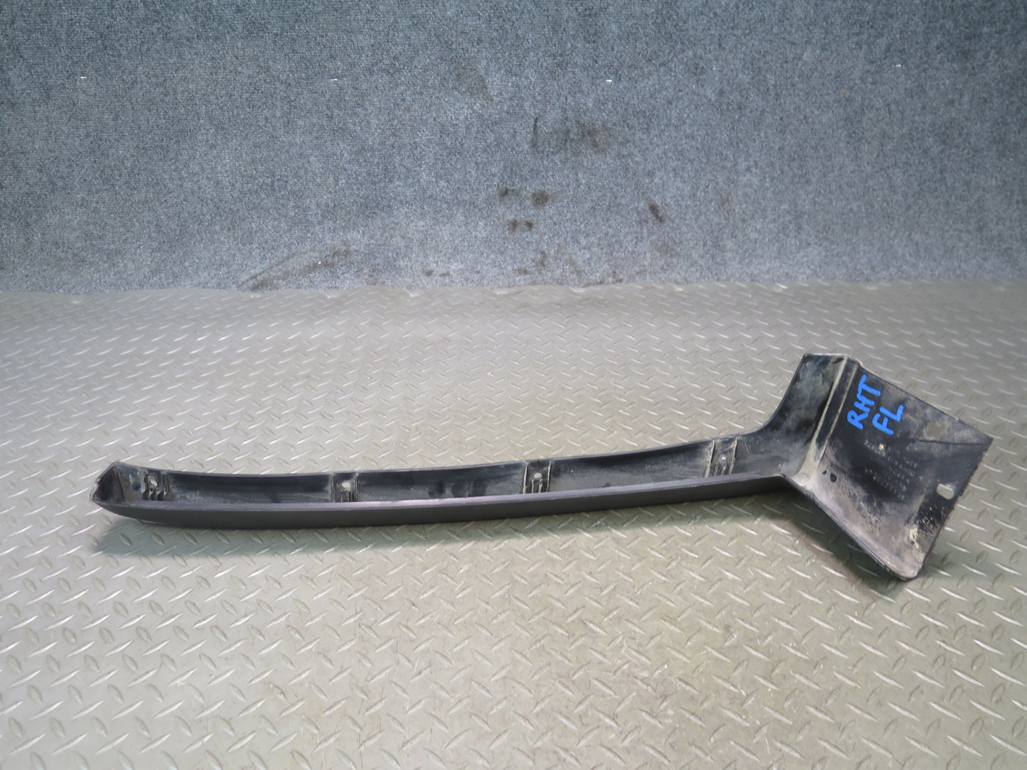 2003-2009 Hummer H2 Front Left Fender Flare Wheel Arch Molding 15132309