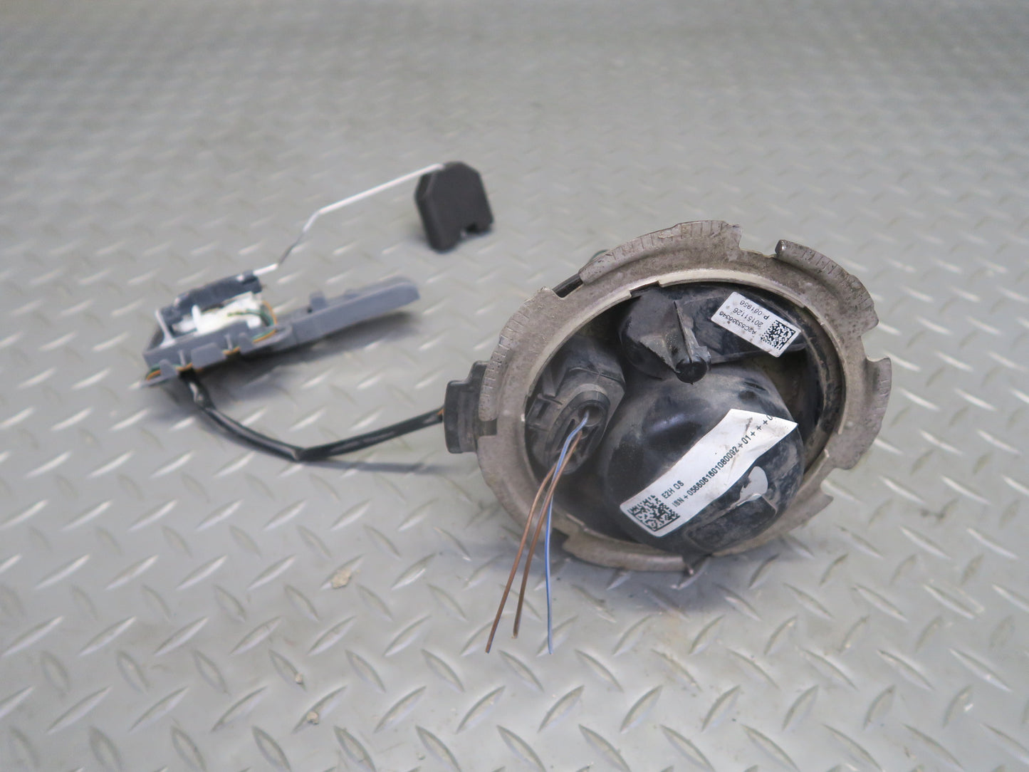 15-18 Porsche Cayenne 958 3.0L E-hybrid Fuel Pump Level Sensor Sending Unit Set