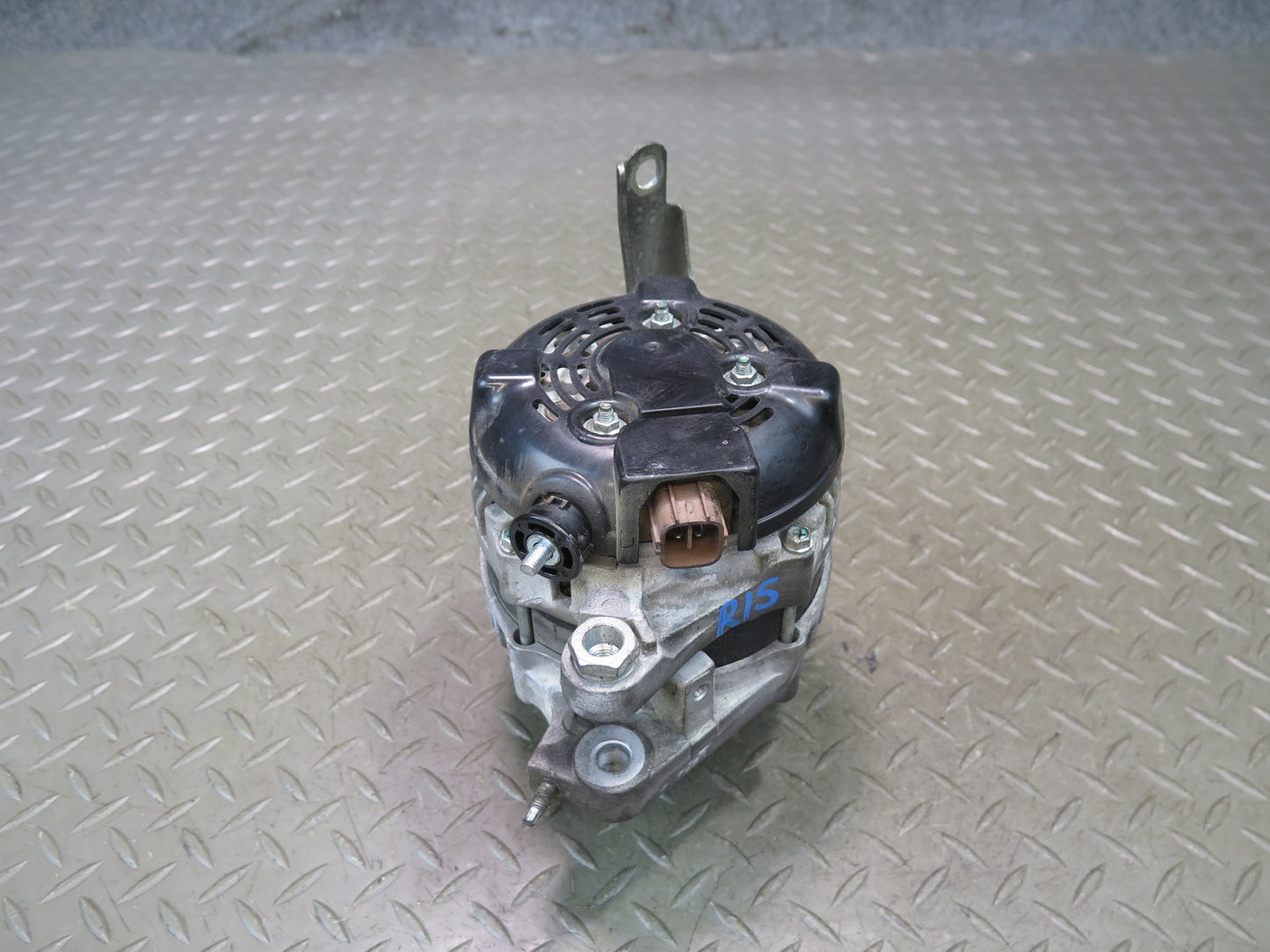 10-13 Lexus IS250 GSE20L 2.5L 4GRFSE Convertible Engine Generator Alternator OEM