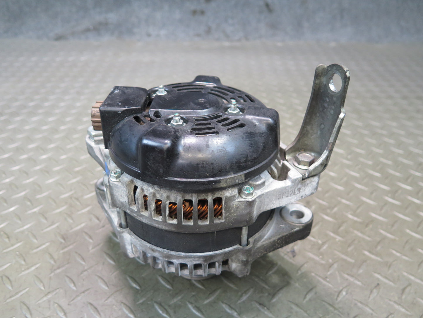 10-13 Lexus IS250 GSE20L 2.5L 4GRFSE Convertible Engine Generator Alternator OEM