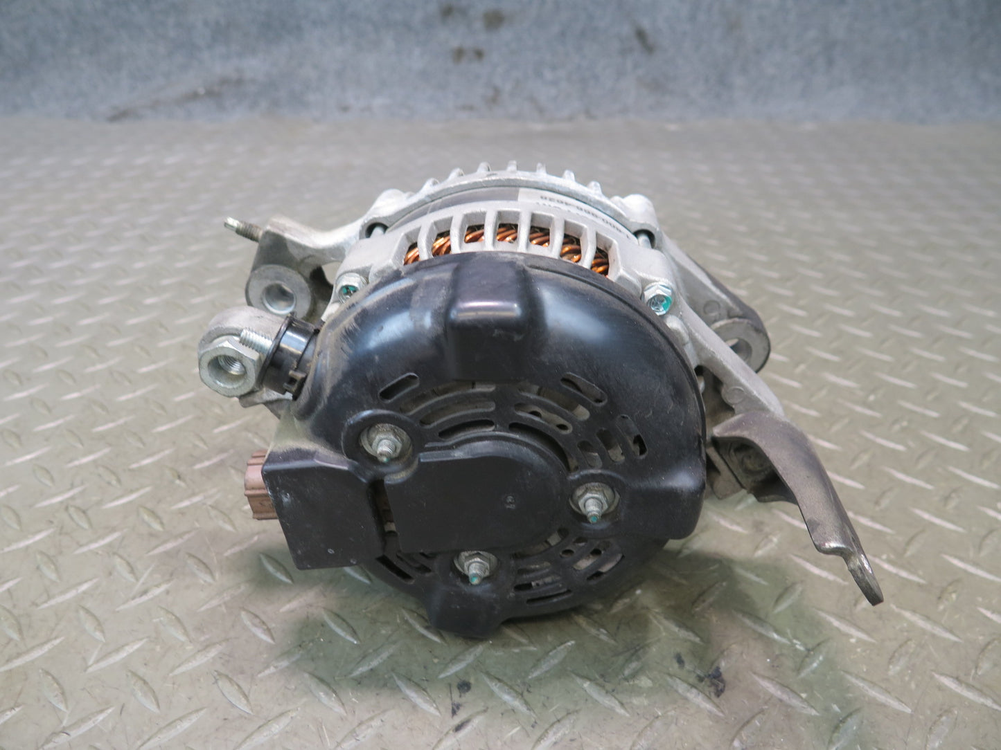10-13 Lexus IS250 GSE20L 2.5L 4GRFSE Convertible Engine Generator Alternator OEM