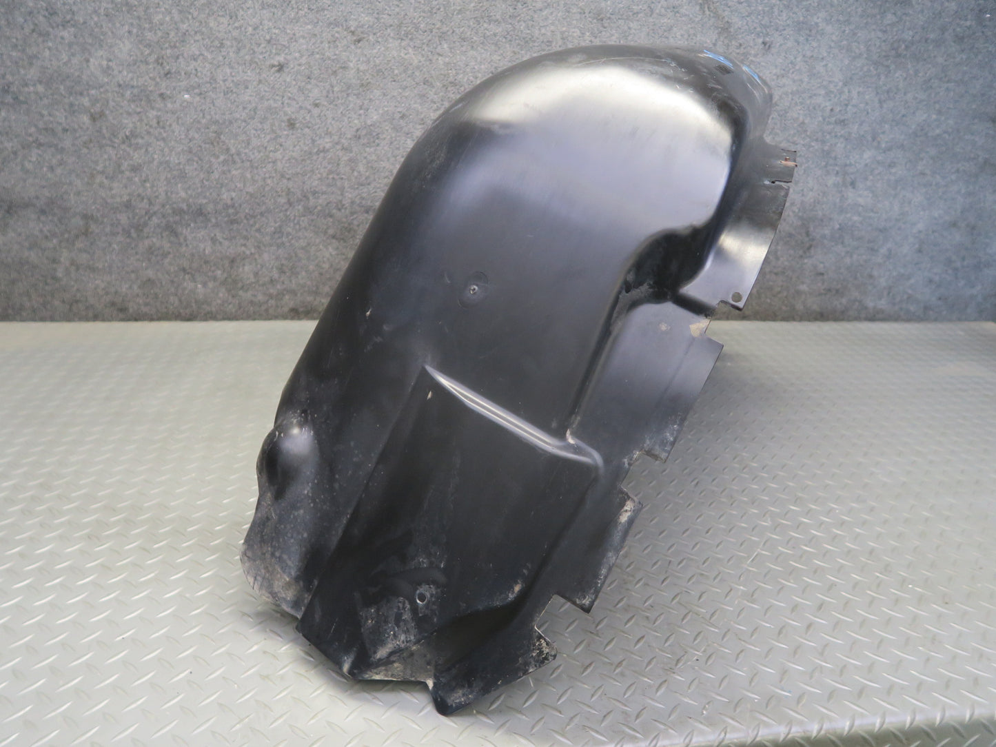 2003-2009 Hummer H2 Rear Left Wheel Fender Liner Splash Guard Shield 15111879