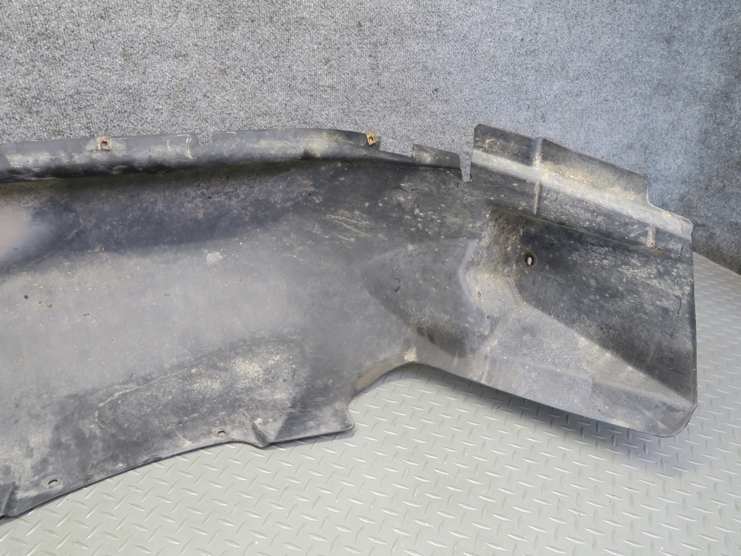 2003-2009 Hummer H2 Rear Left Wheel Fender Liner Splash Guard Shield 15111879